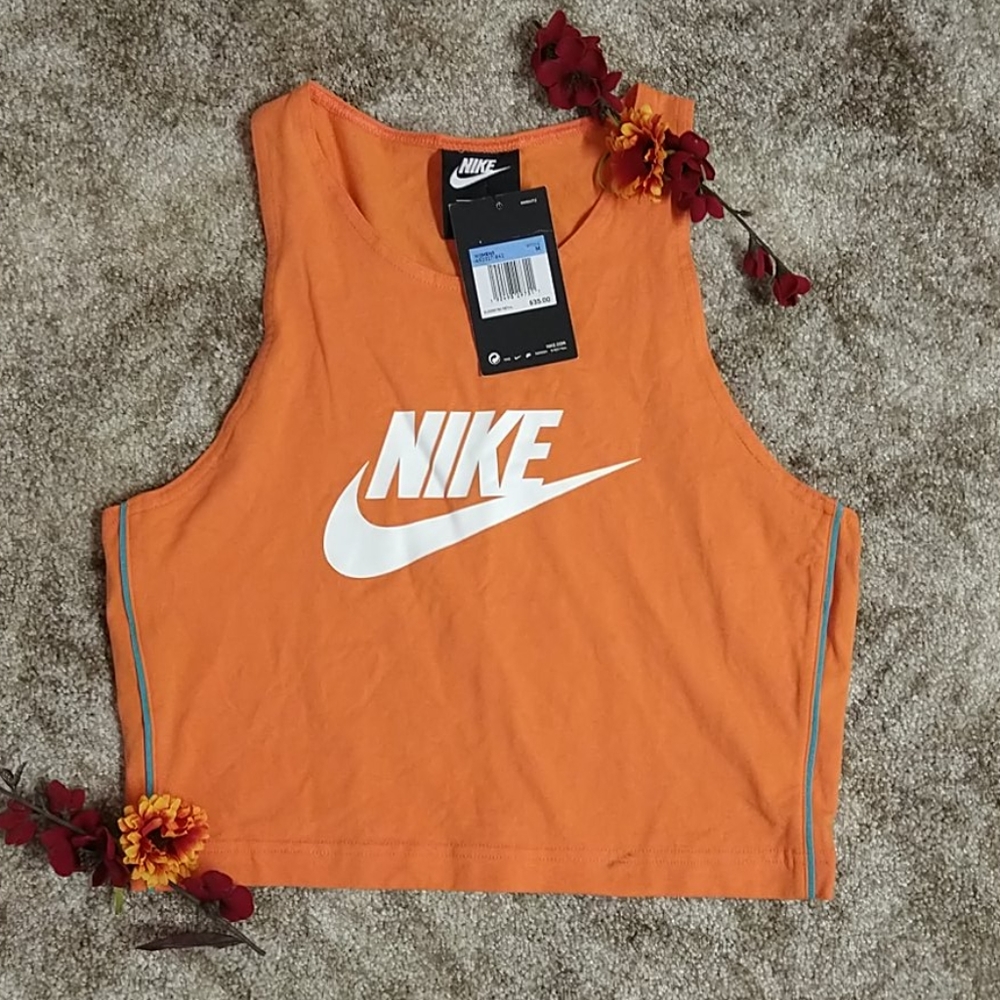Zike crop workout top